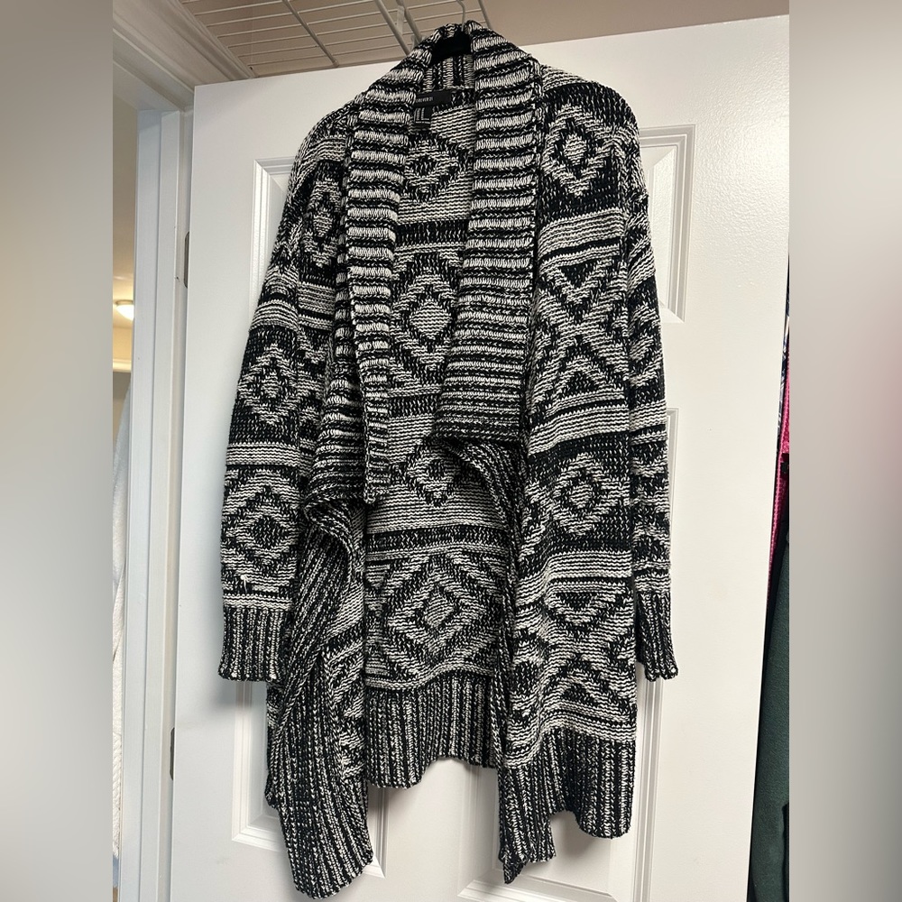 Forever21 Sweater Jacket size M